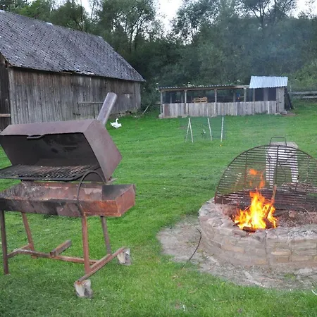 Dvor Pod Krikmi Campingplatz *